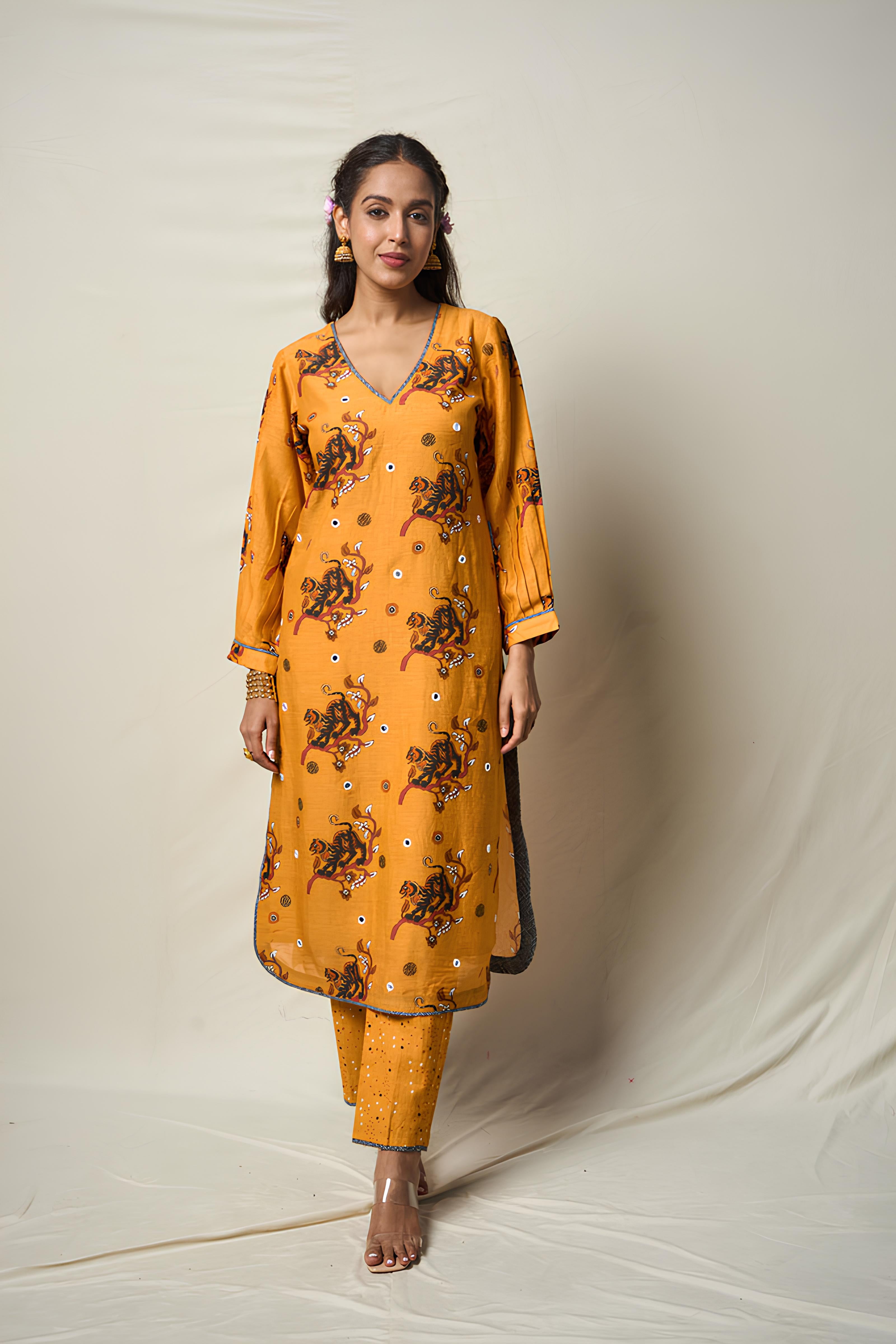 BĀGH KURTA + PANT (SET OF 2)