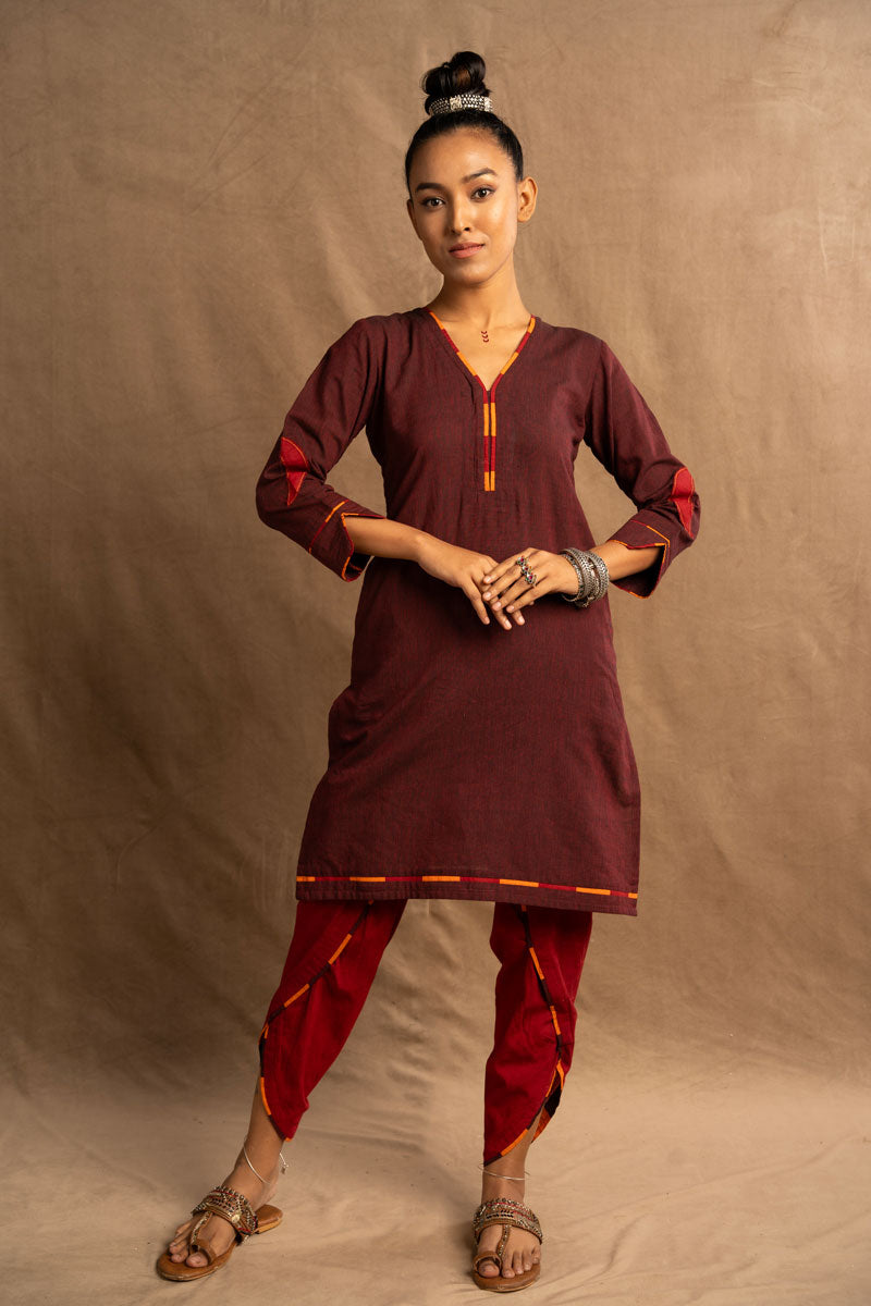 Jvalan Chandraḥ kurta + salwar (set of 3)