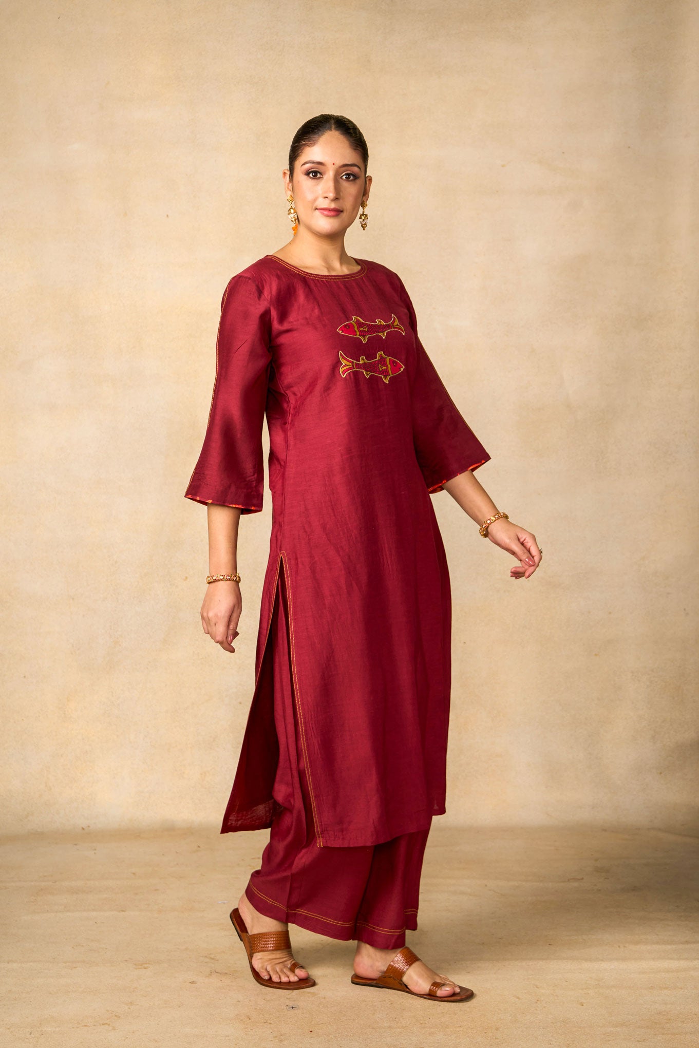 Matsya Tatva maroon co-ord set (set of 2)