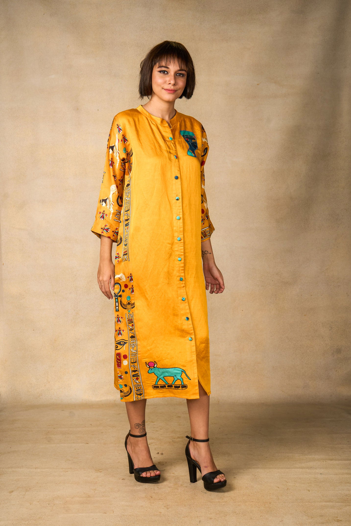Pharoah appliqué shirt dress- yellow