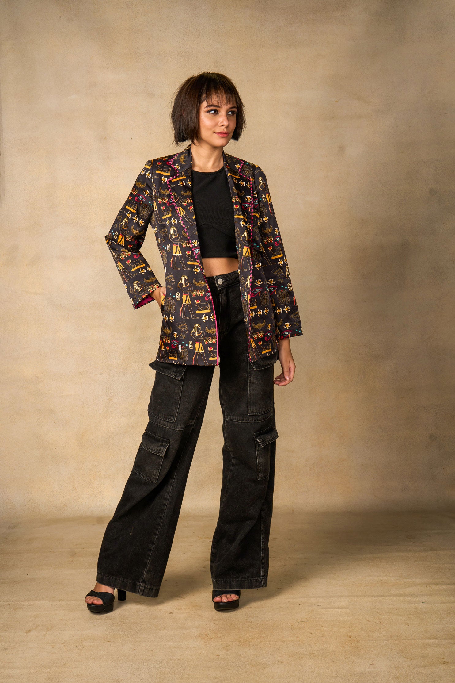 Cairo Cut Blazer- black