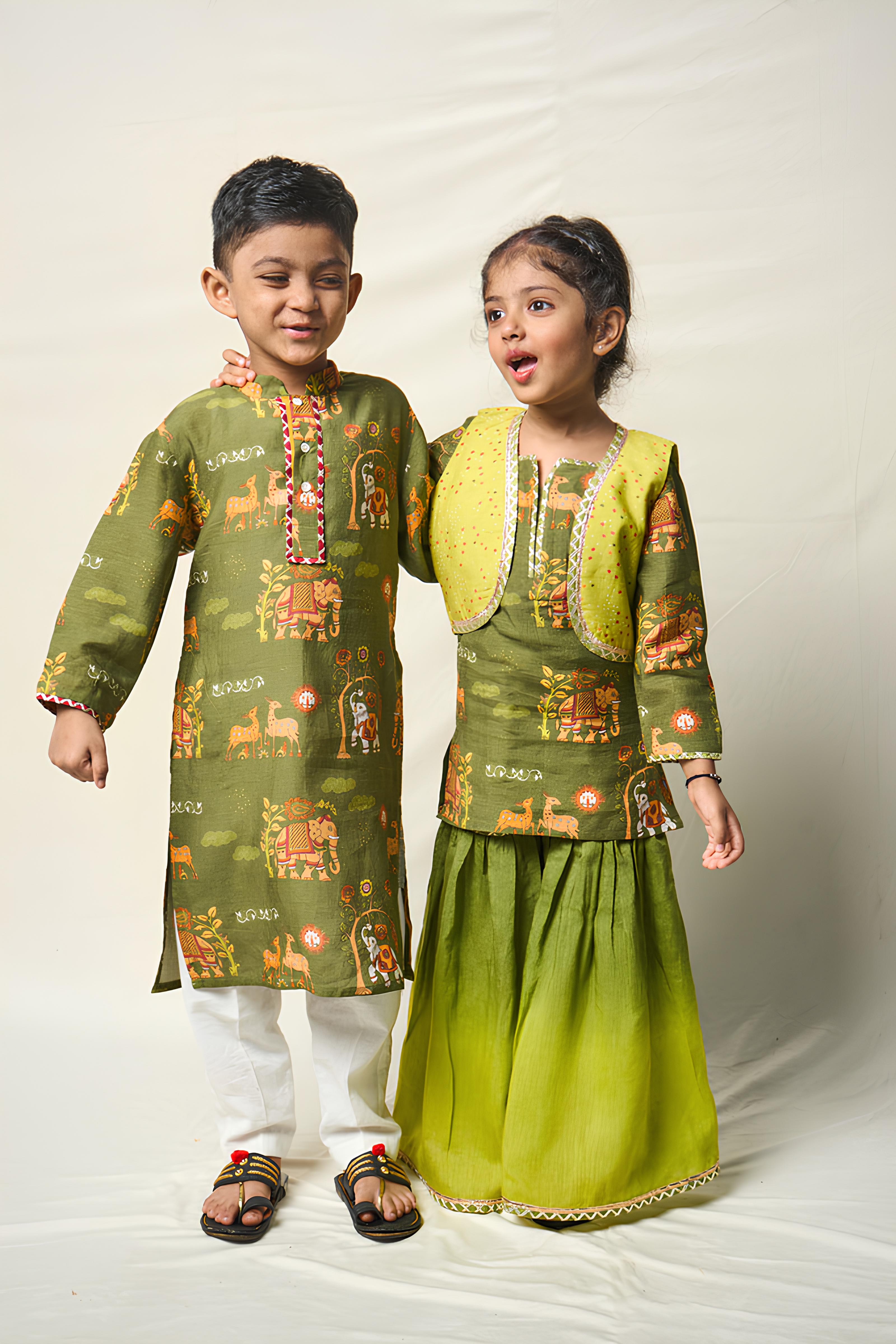 BAL YATRI GREEN SET (set of 2)