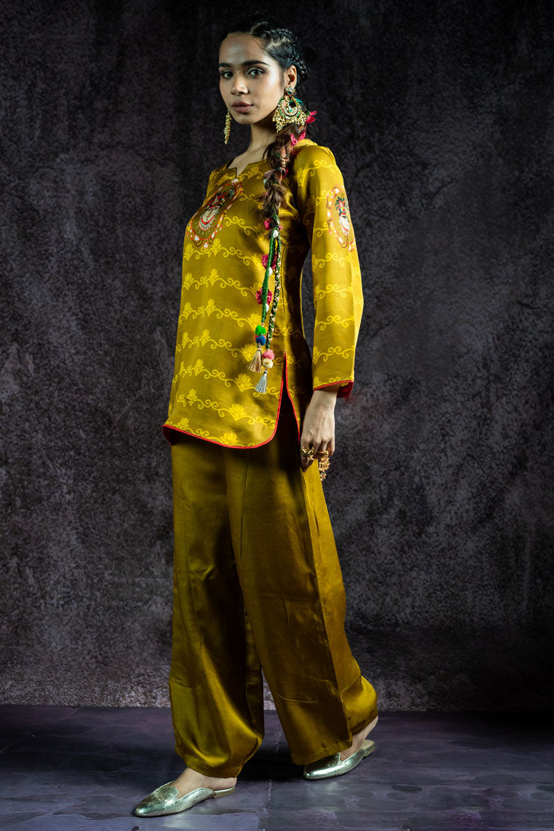 SHRINATHJI ARPAN METALLIC OLIVE KURTA