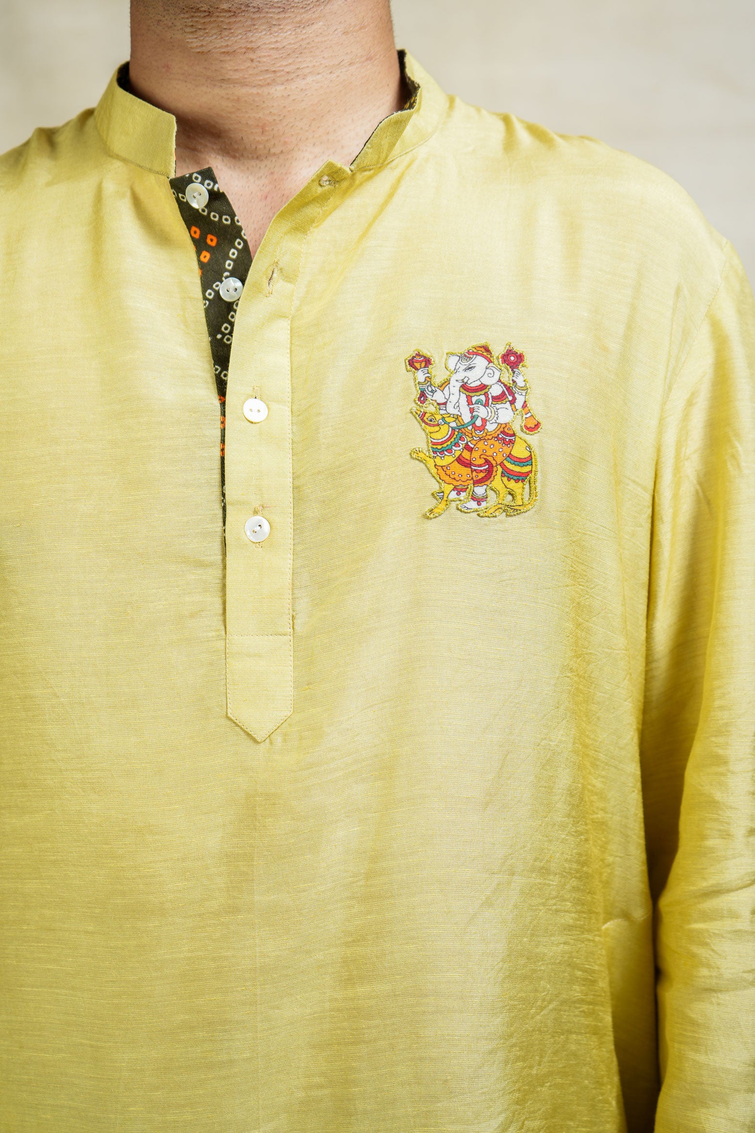 Gajraj pista kurta + churidar (set of 2)
