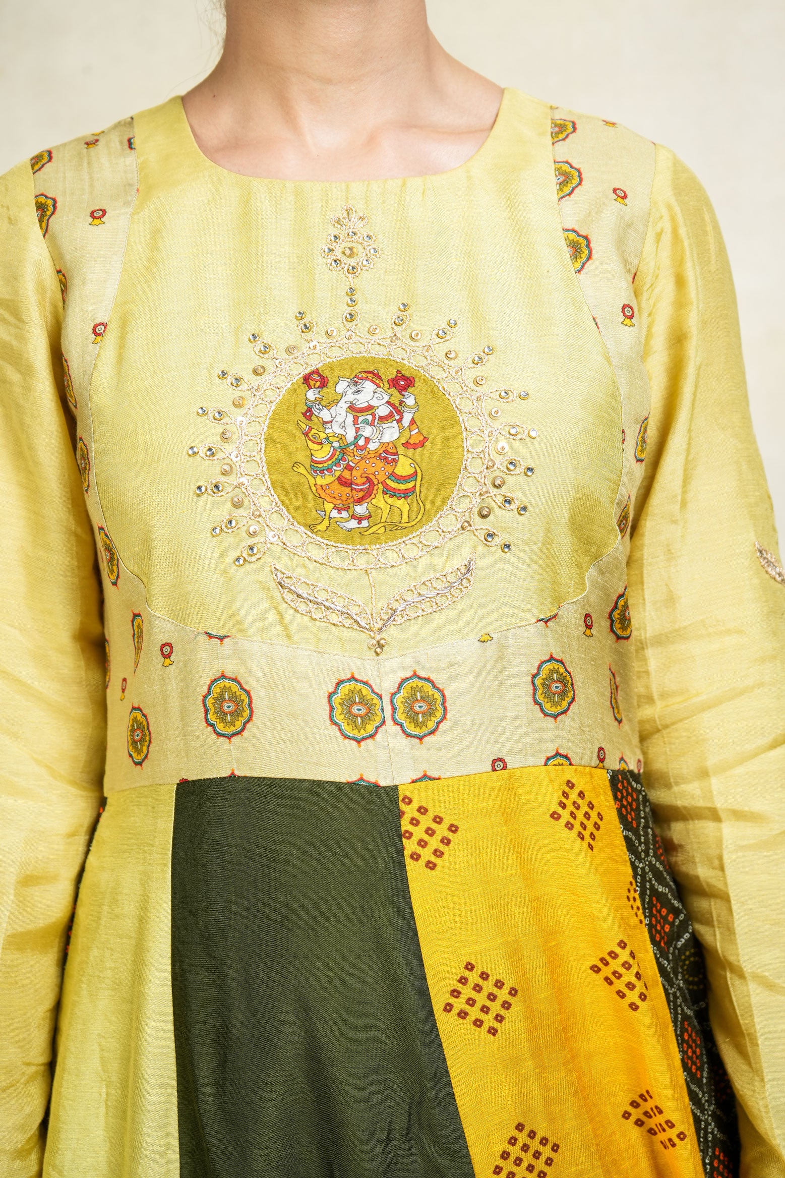 Varenya pista anarkali + churirdar + dupatta (set of 3)