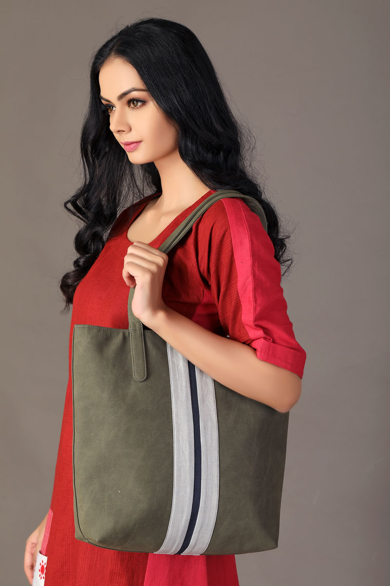 GREEN STRIPE TOTE BAG