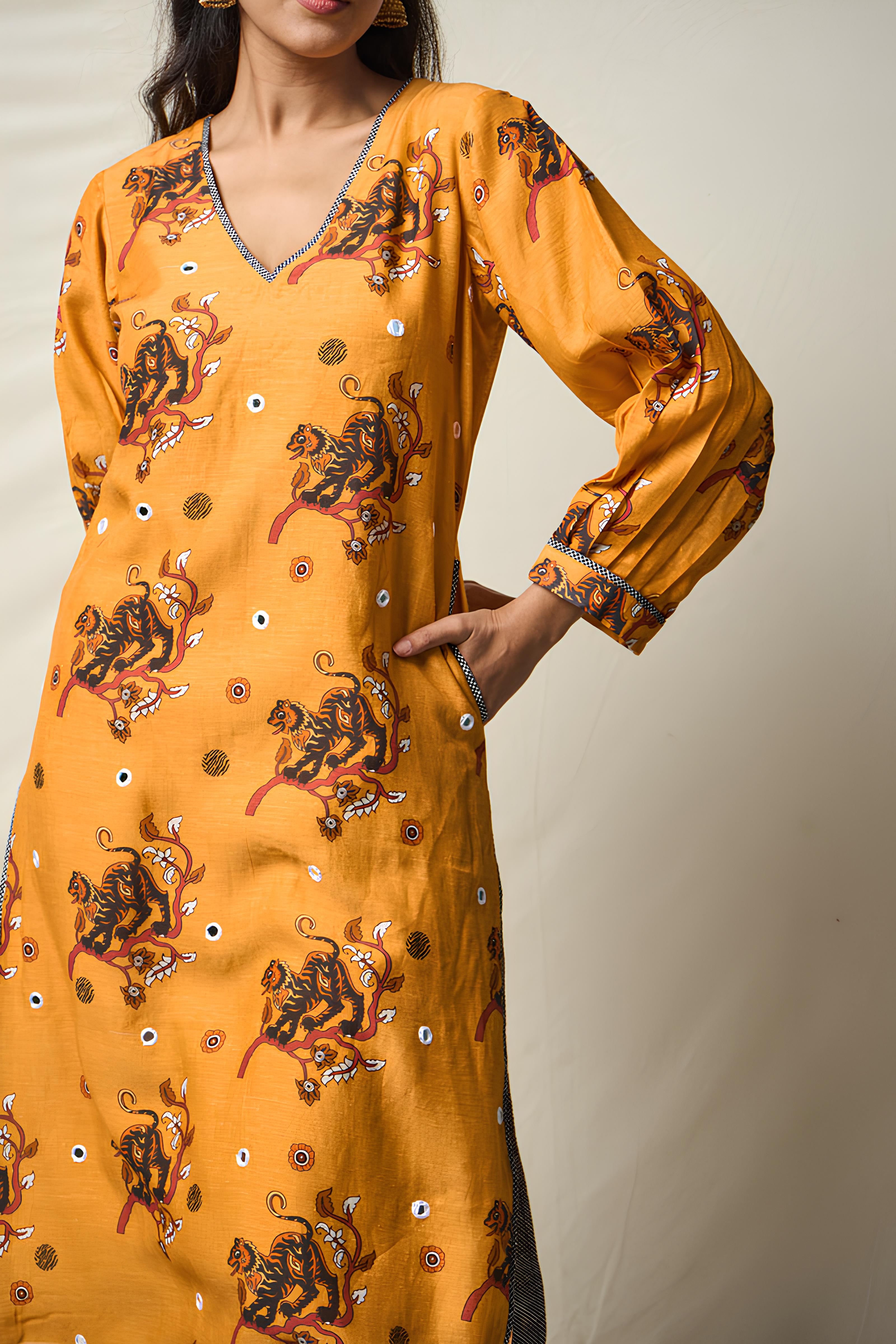 BĀGH KURTA + PANT (SET OF 2)