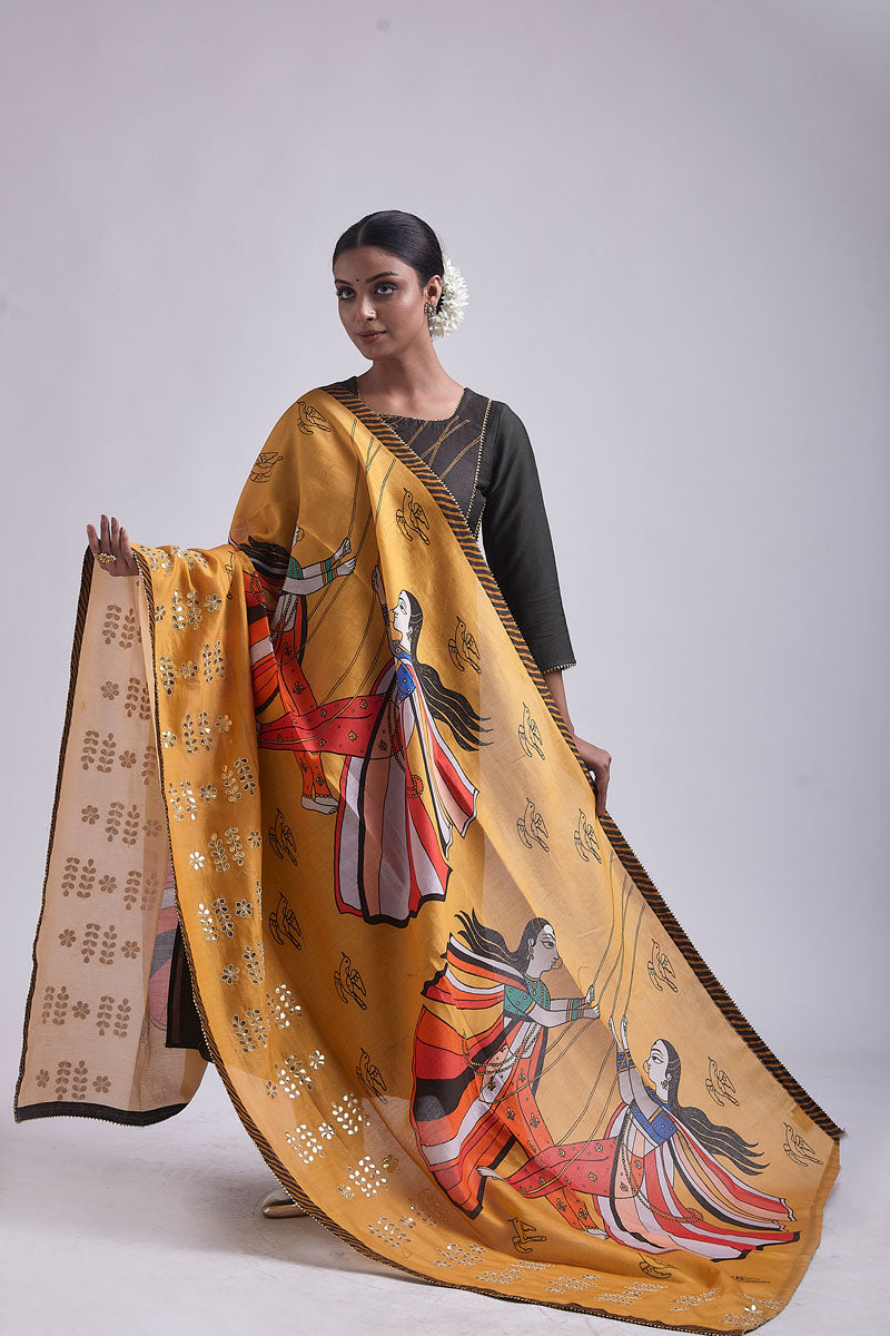 Jhoola Ochre dupatta