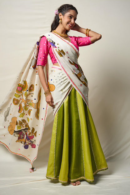 KĀNTARA GREEN LEHENGA SET(SET OF 3)