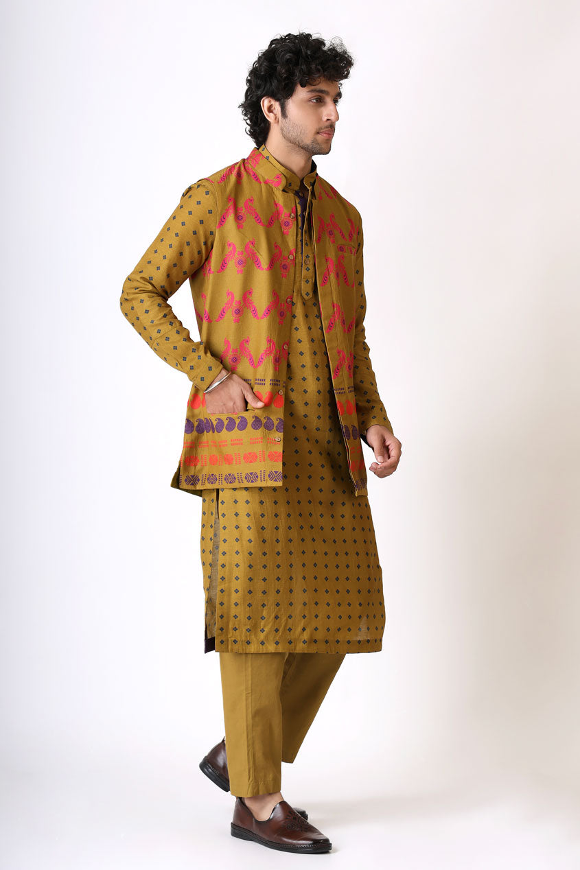 SMRITI OLIVE MAYIL JACKET