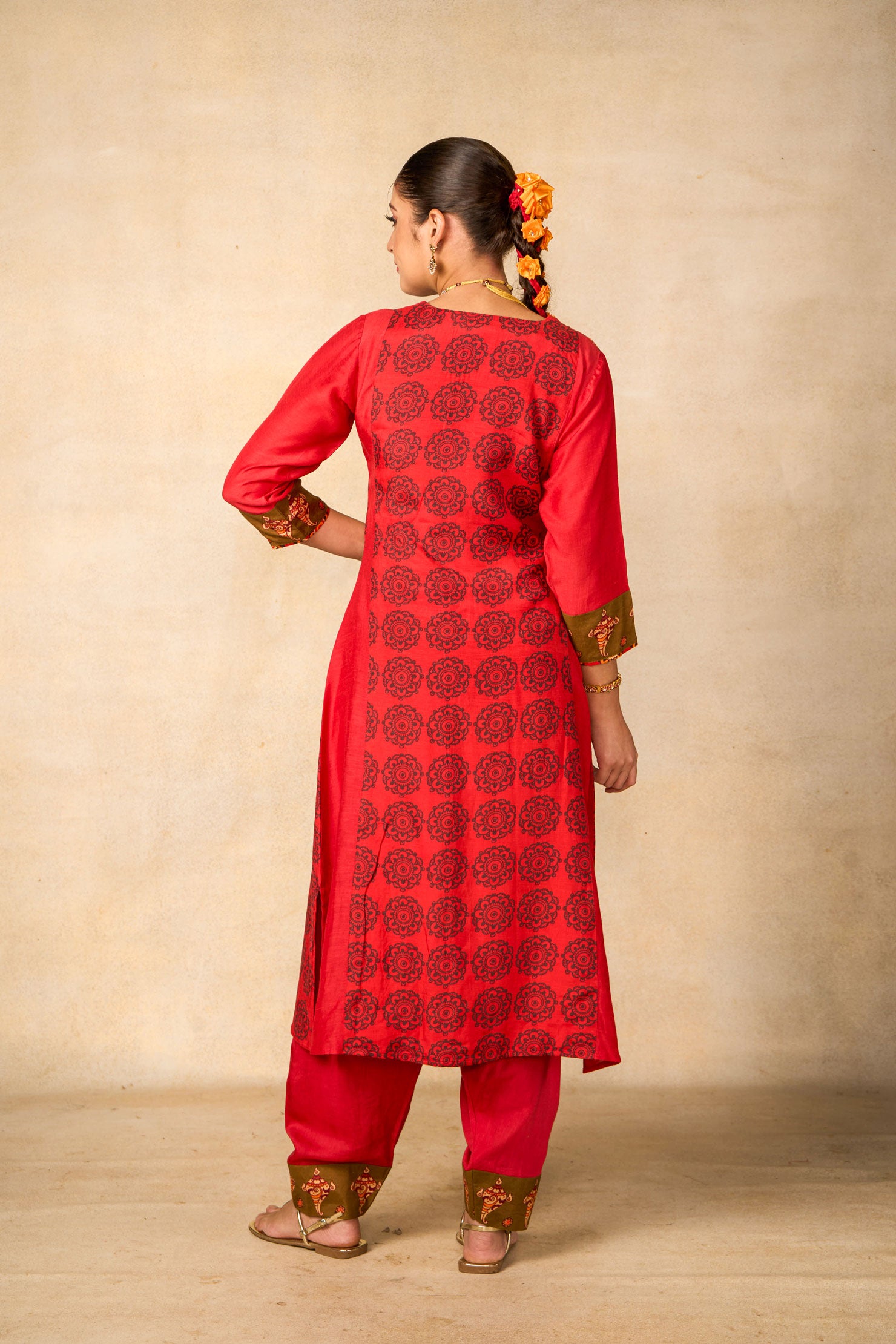 Ayodhya Aabha Red set of 2 ( kurta + salwar )