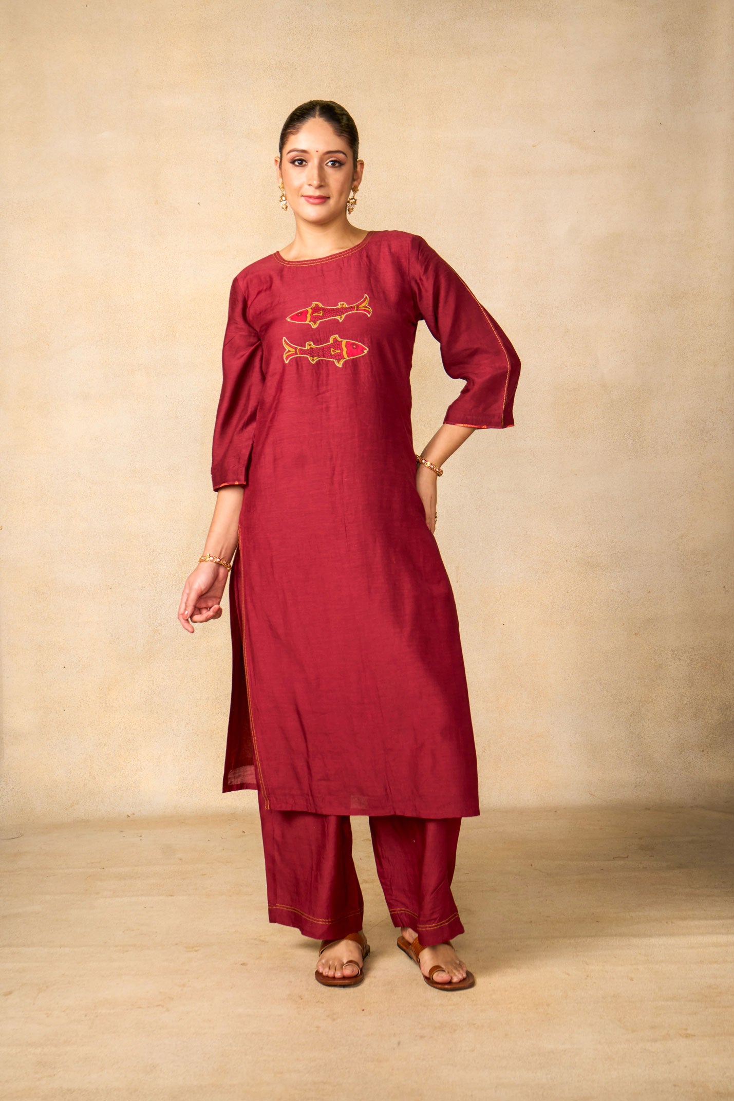 Matsya Tatva maroon co-ord set (set of 2)