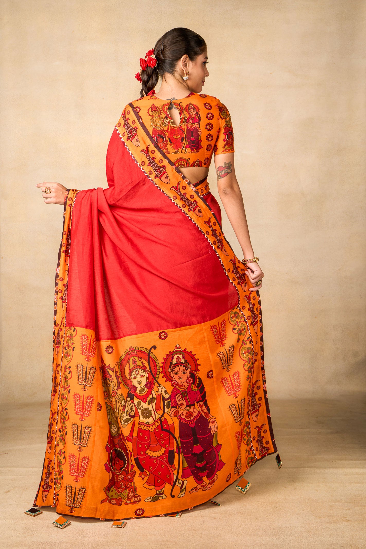 Siya Sutra red saree