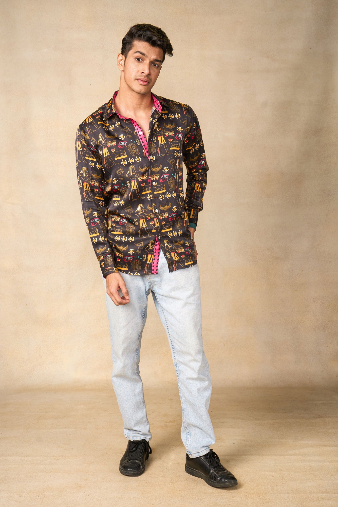 Desert Drift black shirt