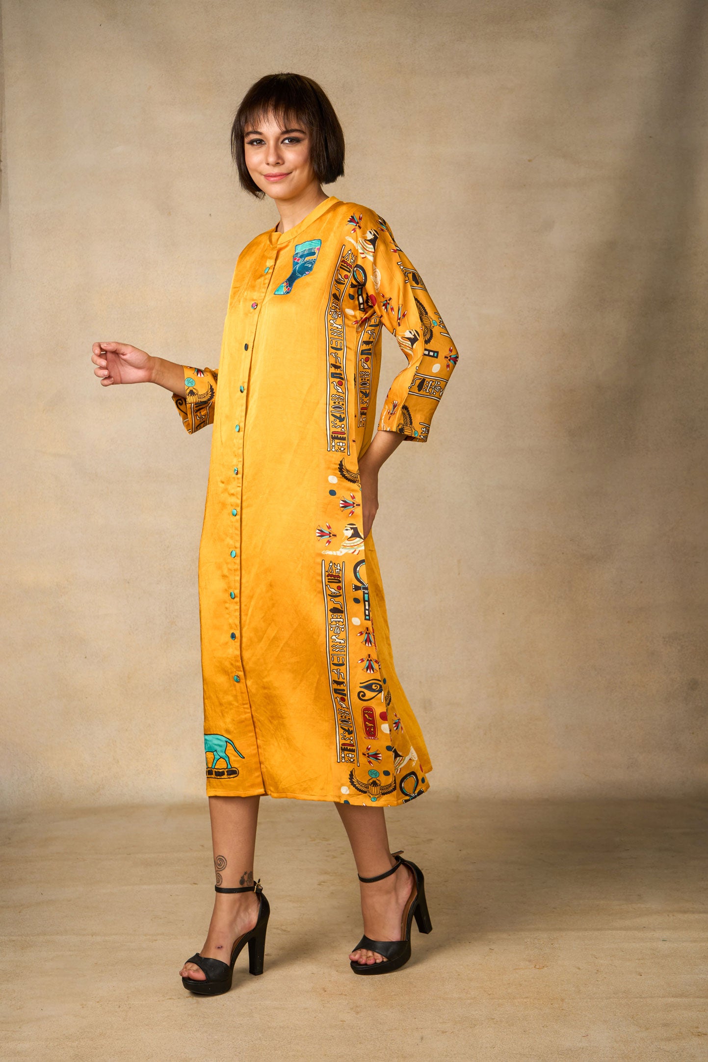Pharoah appliqué shirt dress- yellow