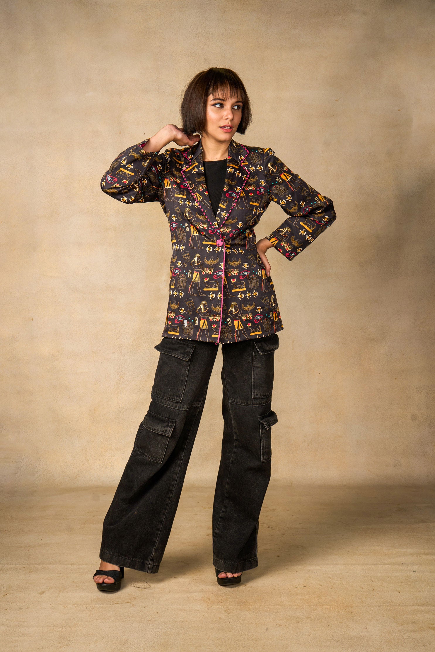 Cairo Cut Blazer- black