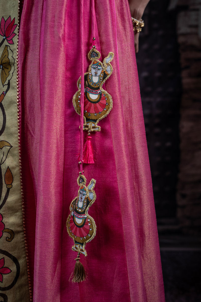 SHRINTAHJI DARBAR CHNADERI GULABI LEHENGA SET ( SET OF 3 )