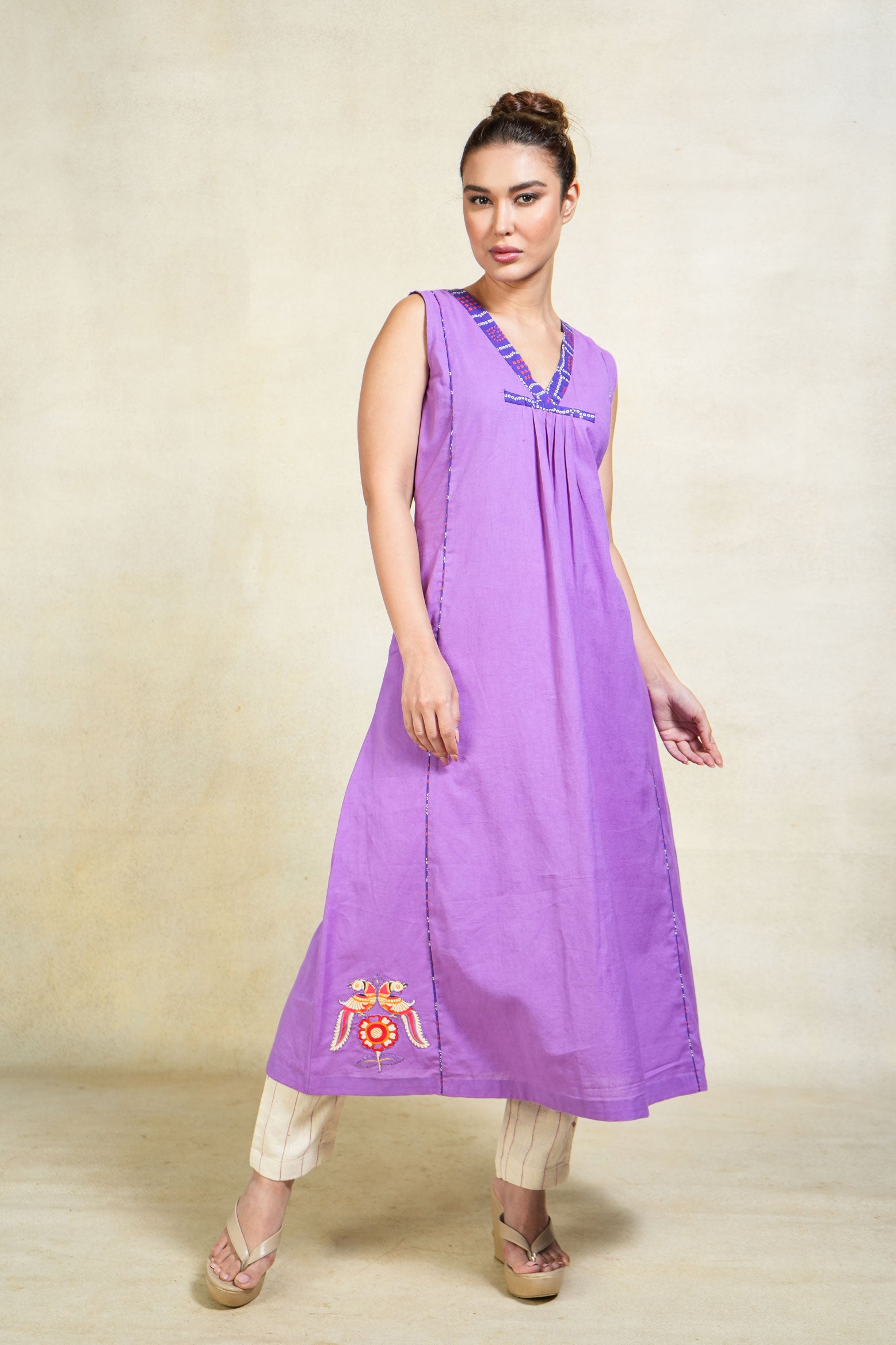 Neelkanth lavender Kurti