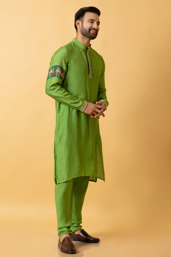 HIRAVA KURTA + CHURIDAR SET (set of 2)