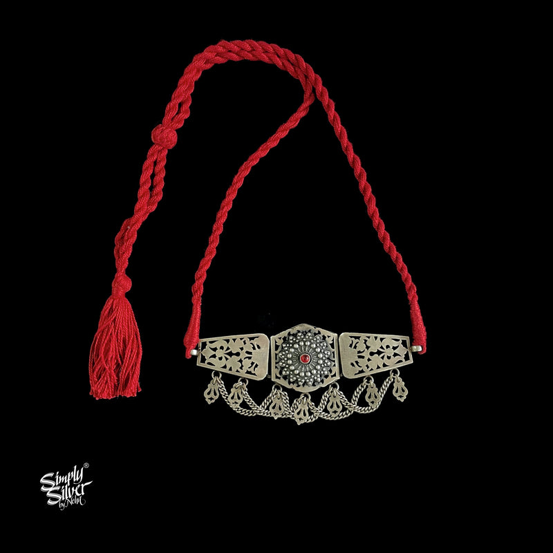 Advika Choker