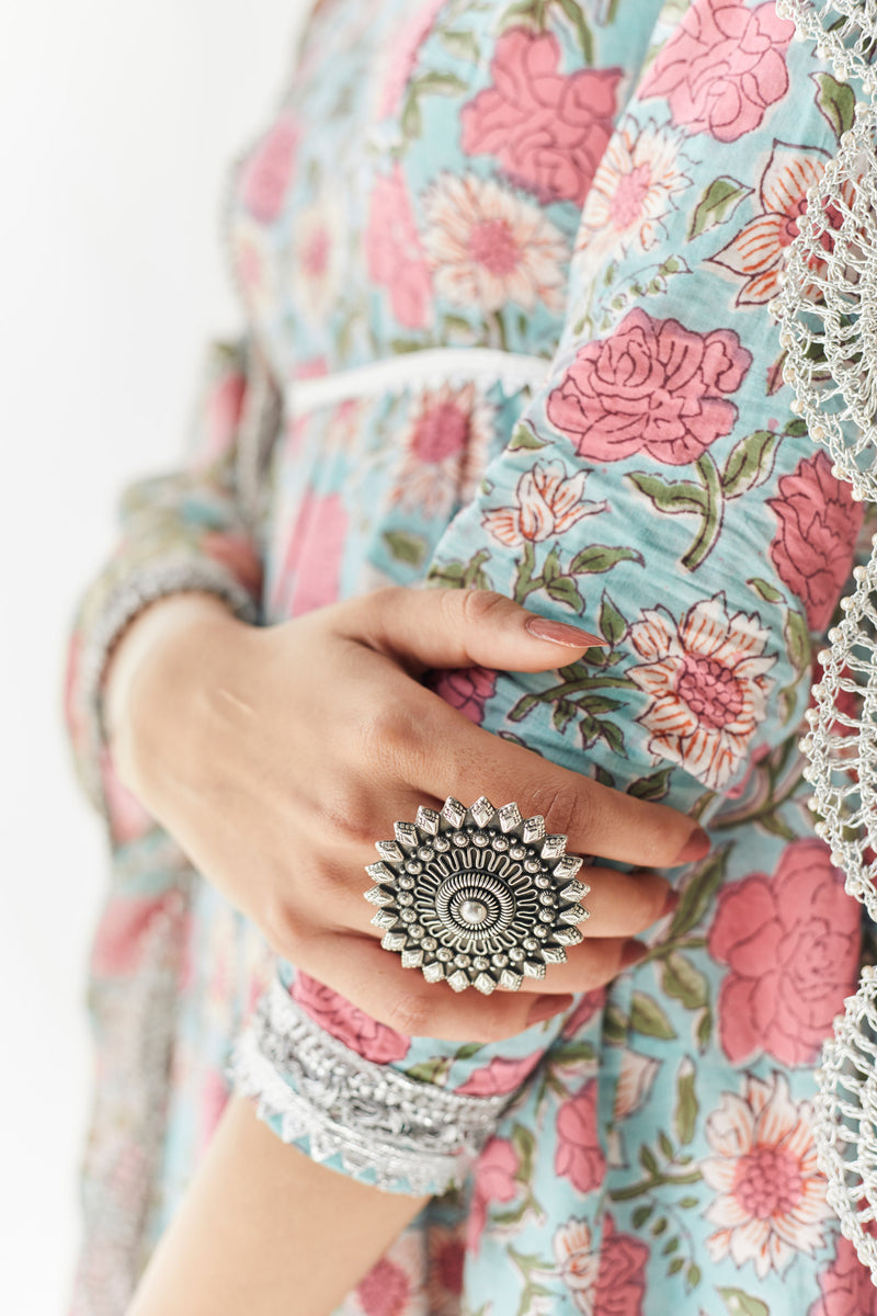 Anguliya ring
