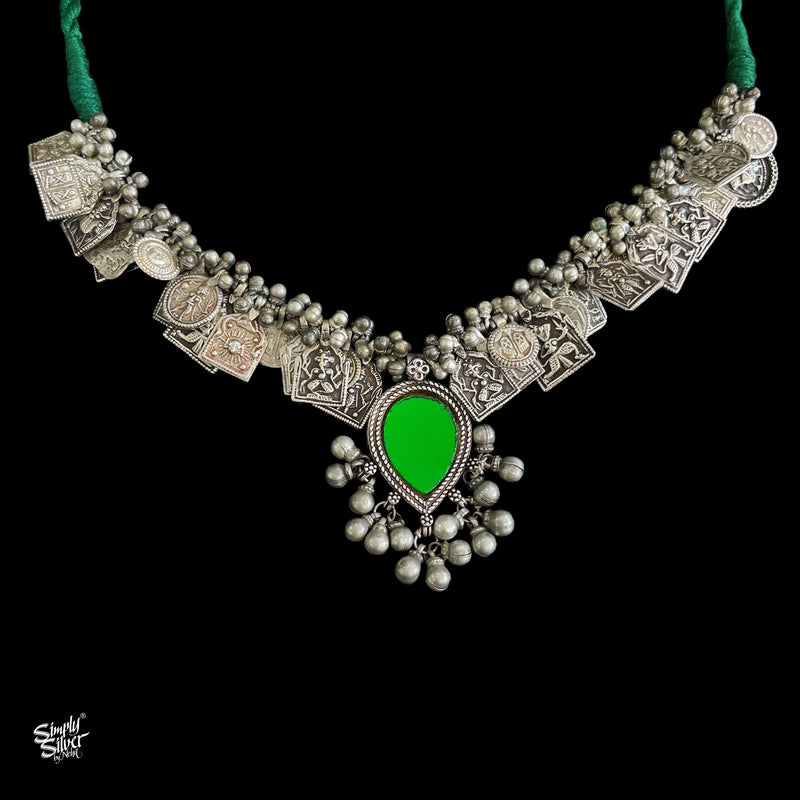 Dhanvi Necklace