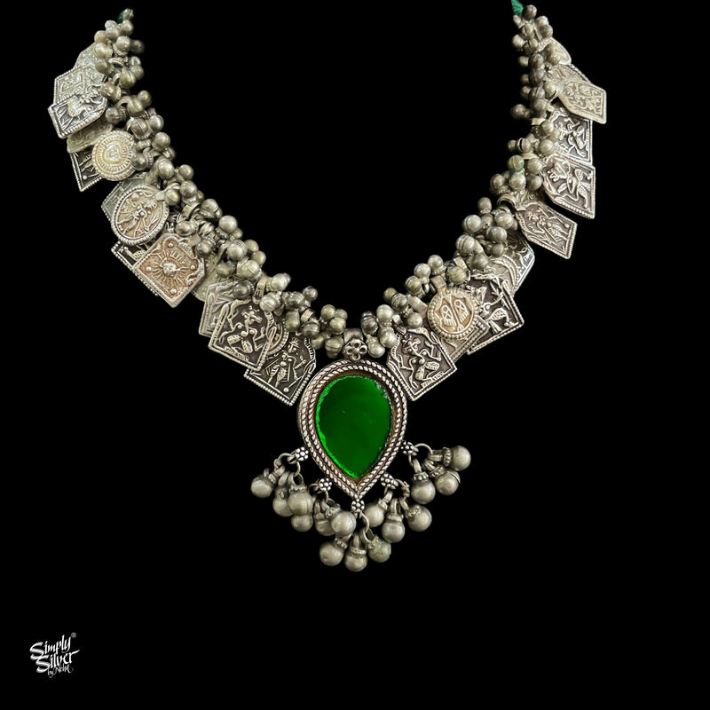Dhanvi Necklace