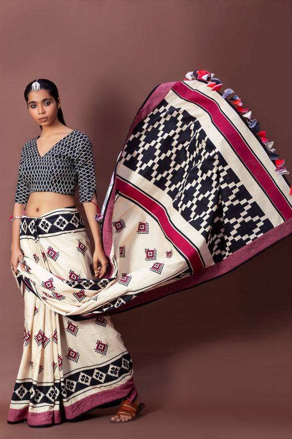 Pugur onyx saree
