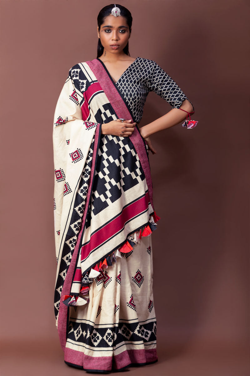 Pugur onyx saree