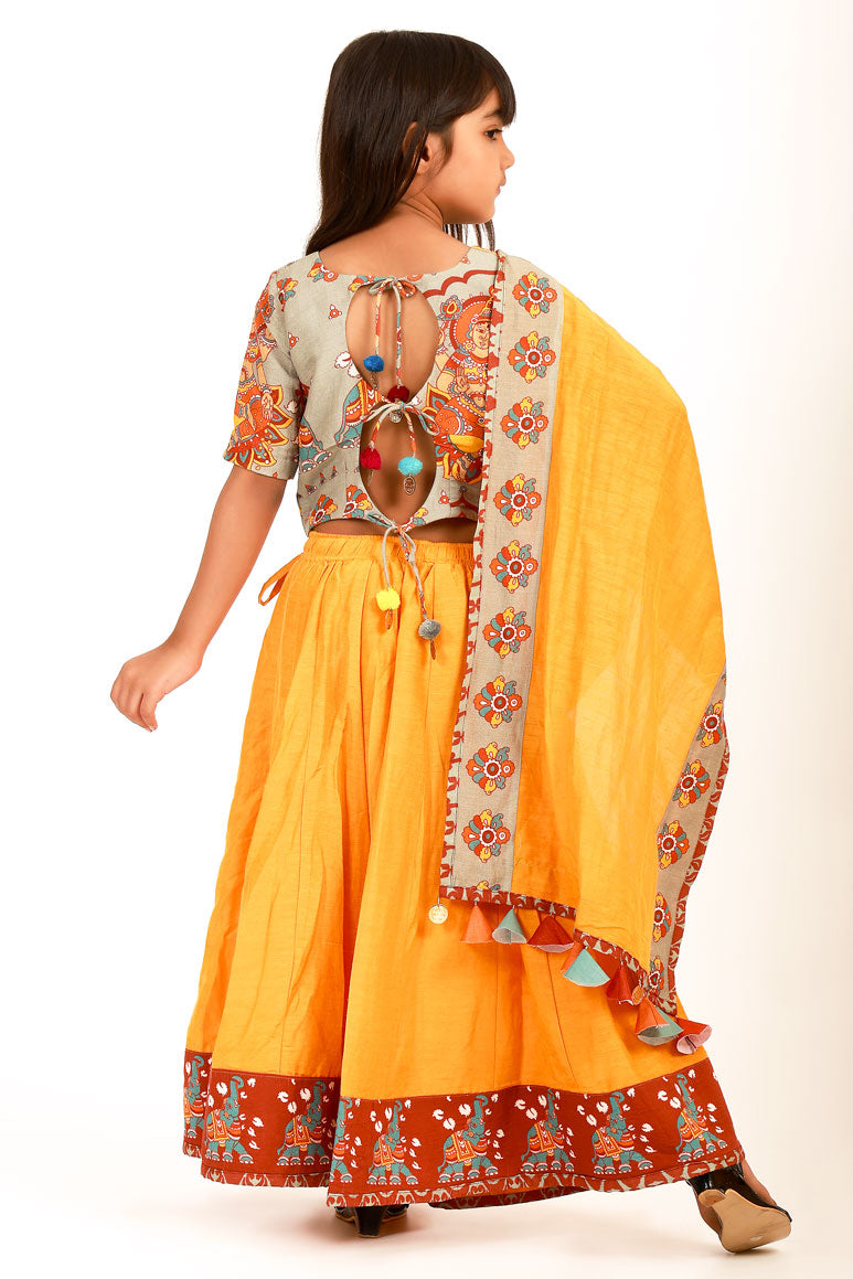 Sudha Lehenga Set (Girl)