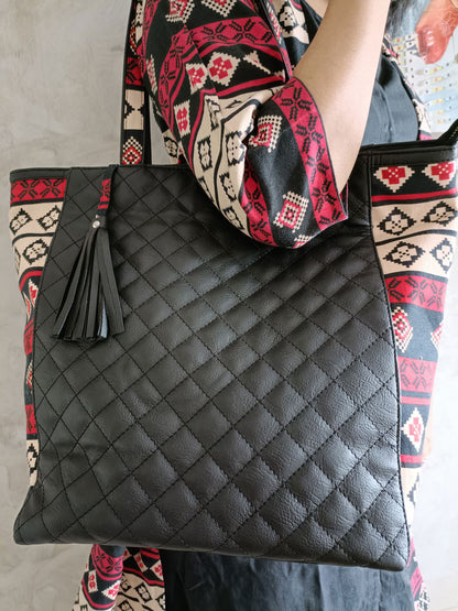 Step out tote