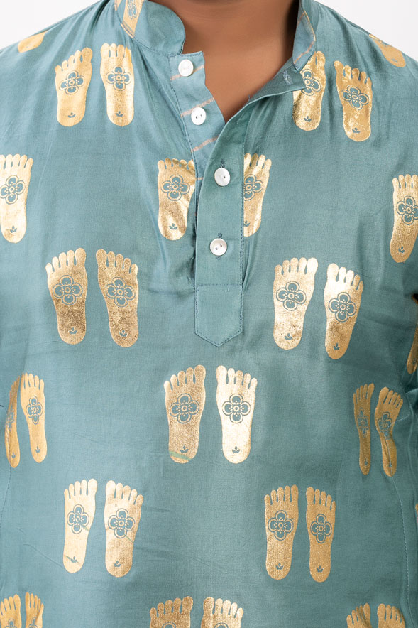 Foot print kurta set( boy)