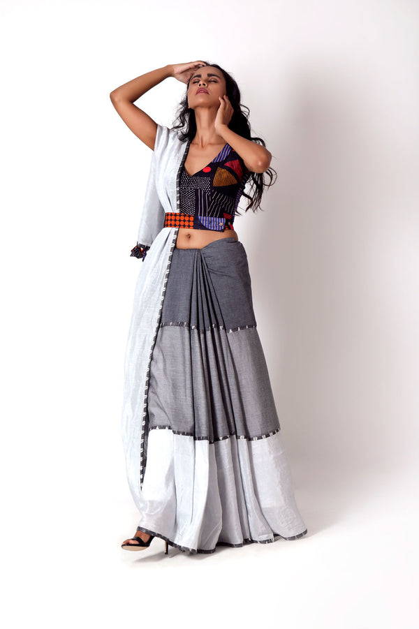 moon finder saree